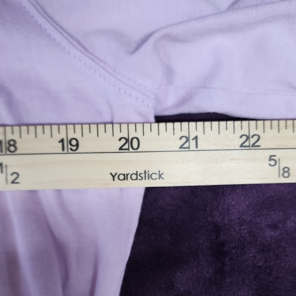 Vineyard Vines Lavender Long Sleeve purple Happy Easter Tee sz Medium - Picture 9 of 10